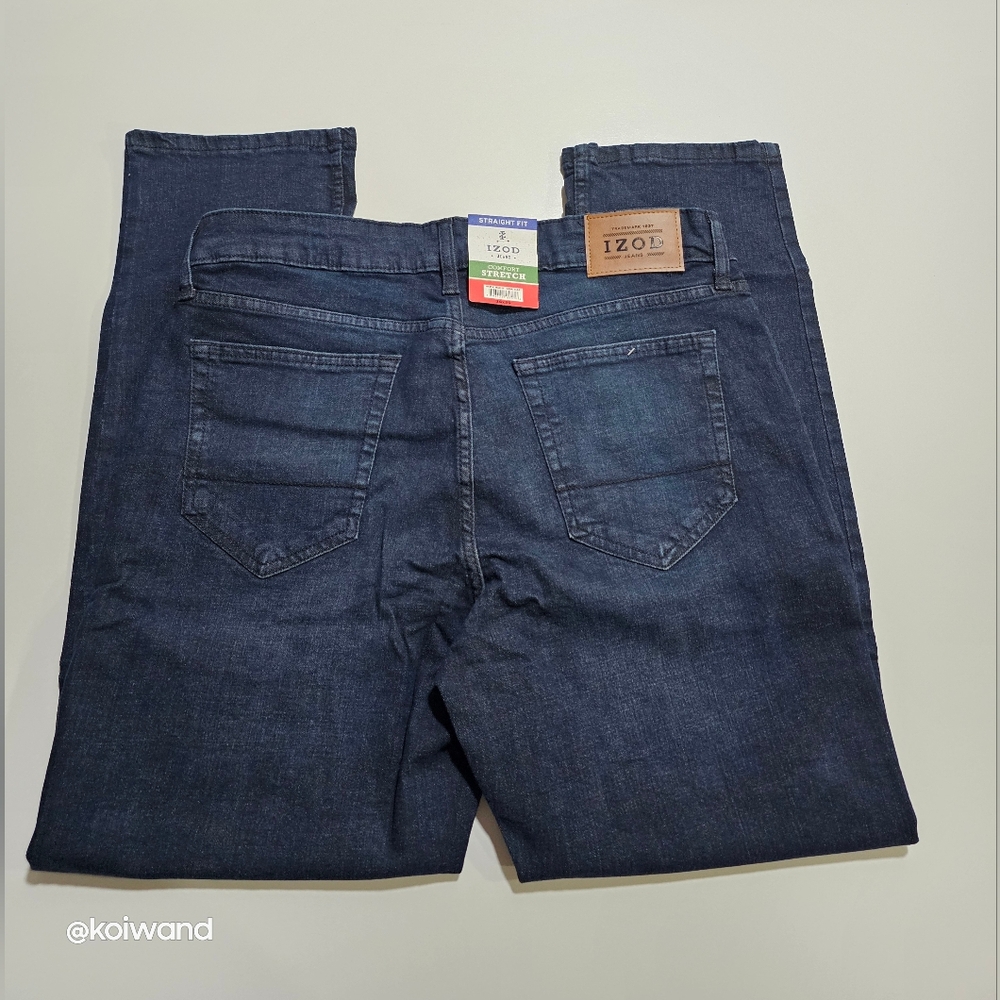 IZOD Men's Comfort Straight Jeans Stretch - Picture 5 of 16